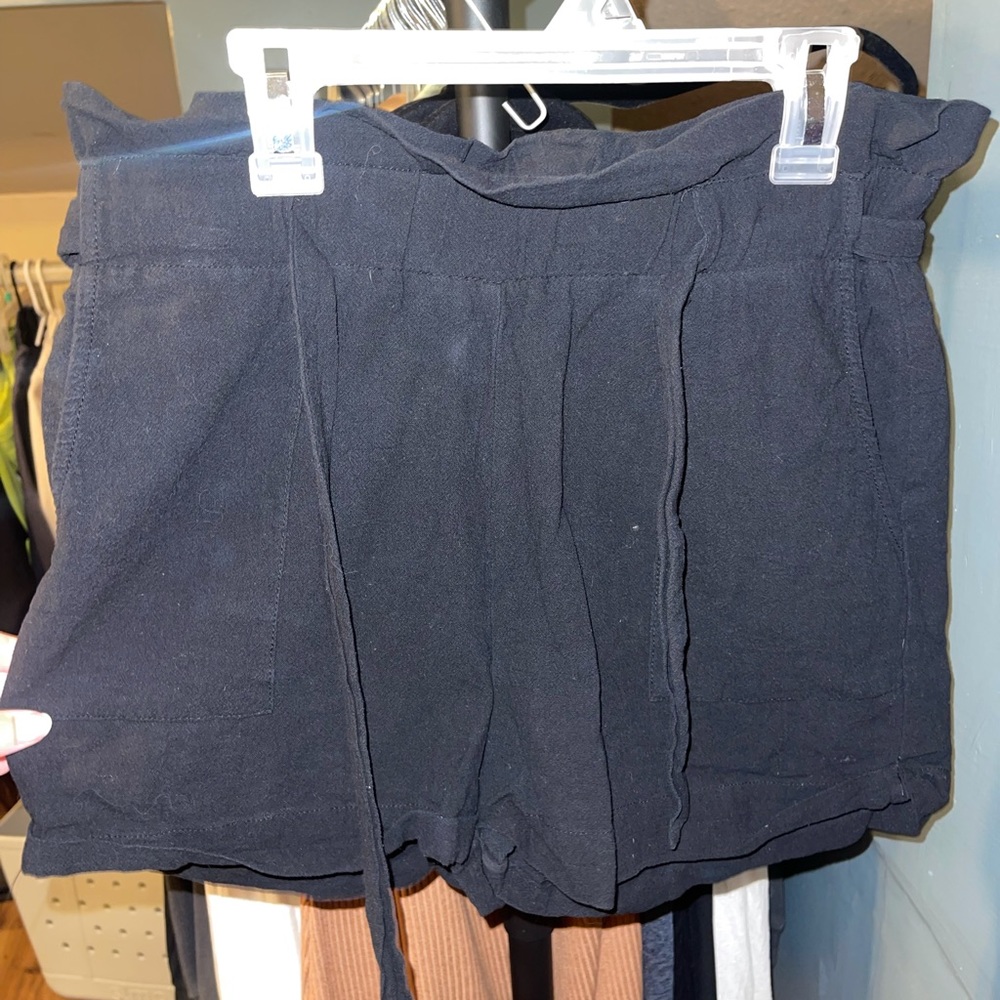 Pacsun ruffled shorts